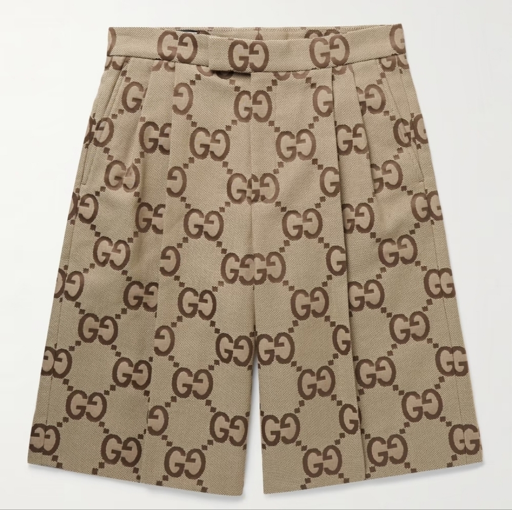 GUCCI Wide-Leg Pleated Logo-Jacquard Cotton-Blend Shorts